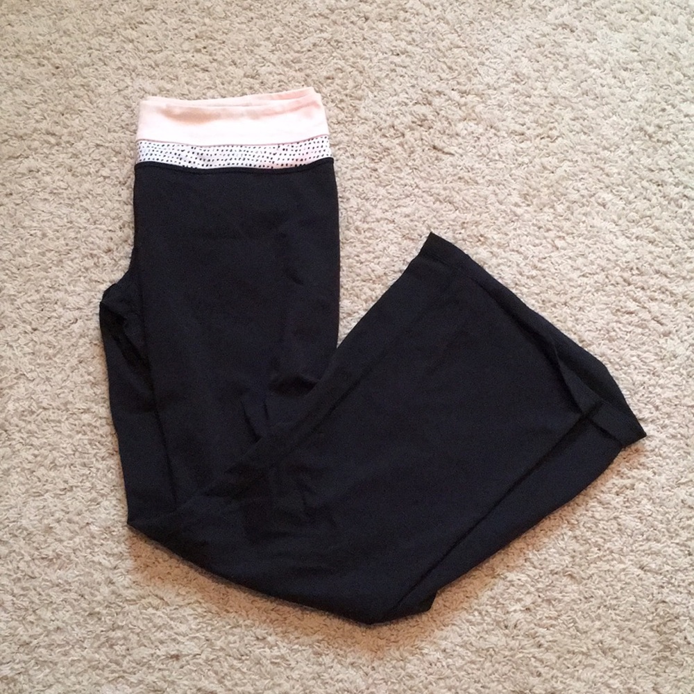 Lululemon yoga pants